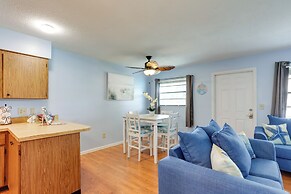 Idyllic Fort Pierce Retreat - Walk to Beach!