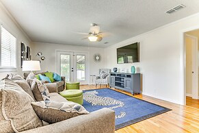 Pensacola Home w/ Covered Patio: 1 Mi to Downtown!