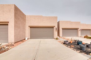 Lake Powell Views: Adobe Townhome w/ Patio