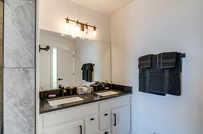 Lake Powell Views: Adobe Townhome w/ Patio