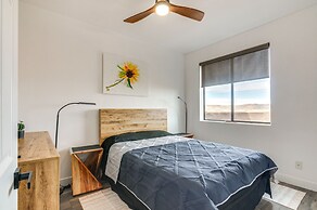 Lake Powell Views: Adobe Townhome w/ Patio