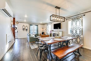 Hollister Home Across From Holiday Train Depot!