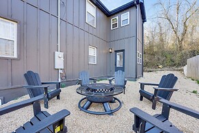 Hollister Home Across From Holiday Train Depot!