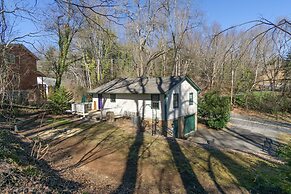 Zen~relaxation~asheville 3 Bedroom Home by RedAwning