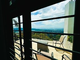 Reggae Legends Estate