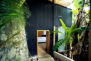 Reggae Legends Estate