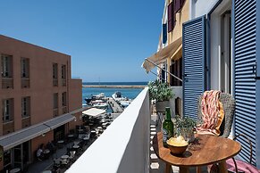 Domi Luxury Apartment by Cura Villas