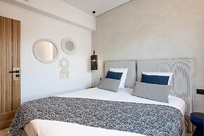 Domi Luxury Apartment by Cura Villas