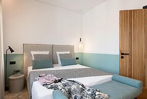 Domi Luxury Apartment by Cura Villas