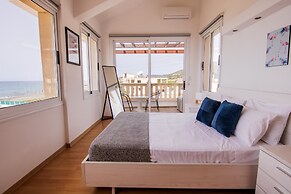 Phaedrus Living Beachfront Villa Mare