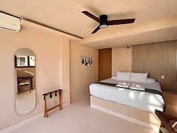 Xeno Hotel Boutique