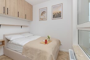 Apartment Starowiejska Gdańsk by Renters