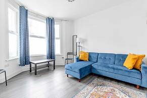 Spacious & Newly Renovated 4BD House East Ham!