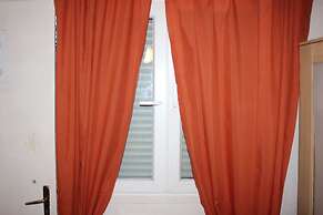 Renovated Studio Olympiados