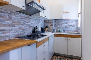 HouSmart Galeotti 16