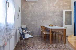 HouSmart Galeotti 16