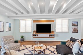 Casa Elena by Otium