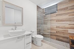 Casa Elena by Otium