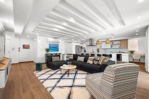Casa Elena by Otium