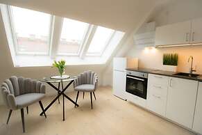 Stylish & Modern Apartment