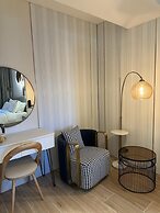 Allenbeach TLV- Apt Hotel-Adults only