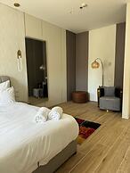 Allenbeach TLV- Apt Hotel-Adults only