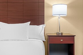 Cobblestone Hotel & Suites - Lynden