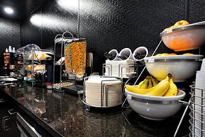 Cobblestone Hotel & Suites - Lynden