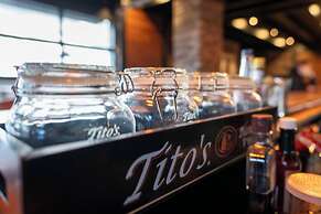 Cobblestone Hotel & Suites - Lynden