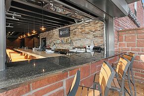 Cobblestone Hotel & Suites - Lynden