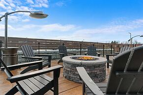 Cobblestone Hotel & Suites - Lynden