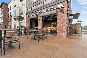 Cobblestone Hotel & Suites - Lynden