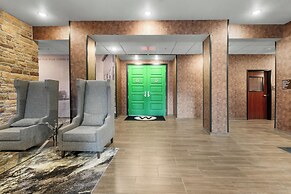 Cobblestone Hotel & Suites - Lynden