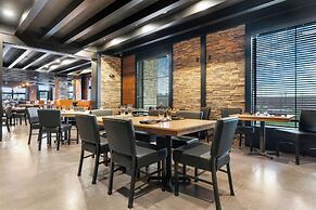 Cobblestone Hotel & Suites - Lynden