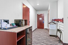 Cobblestone Hotel & Suites - Lynden