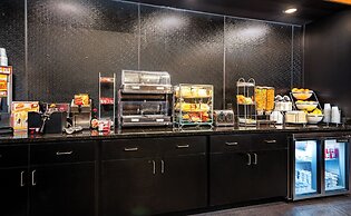 Cobblestone Hotel & Suites - Lynden