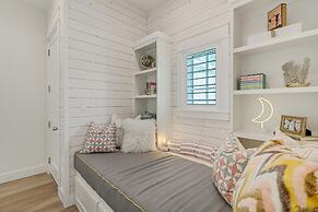 Beach Side Story 214 LAK