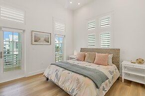 Beach Side Story 214 LAK