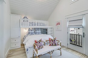 The Coastal Cottage 210esc-b