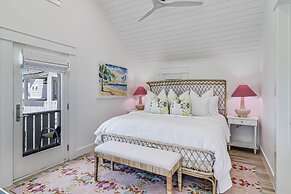 The Coastal Cottage 210esc-b