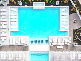 The Coastal Cottage 210esc-b