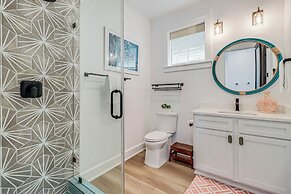 Dock Holiday 212 COA