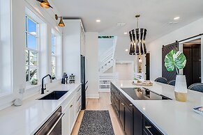 Dock Holiday 212 COA