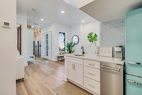 Dock Holiday 212 COA