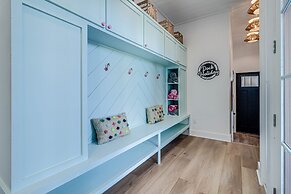 Dock Holiday 212 COA