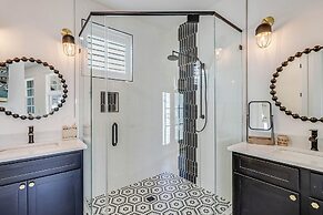 Dock Holiday 212 COA