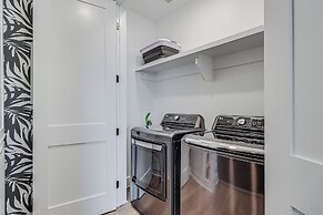 Dock Holiday 212 COA