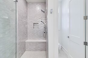 Resting Beach Place 223 LAU