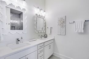 Resting Beach Place 223 LAU