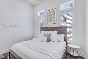 Resting Beach Place 223 LAU